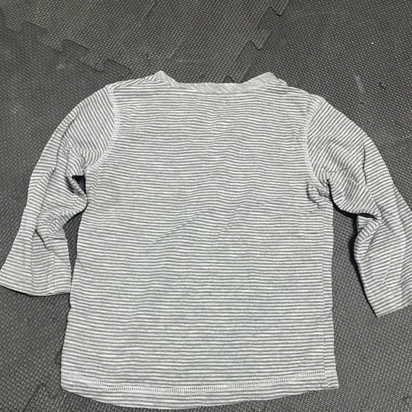 H&M Boys. Jeans with Suspenders. Cardigan and Striped Shirt. Size 12-18 months - Picture 8 of 9